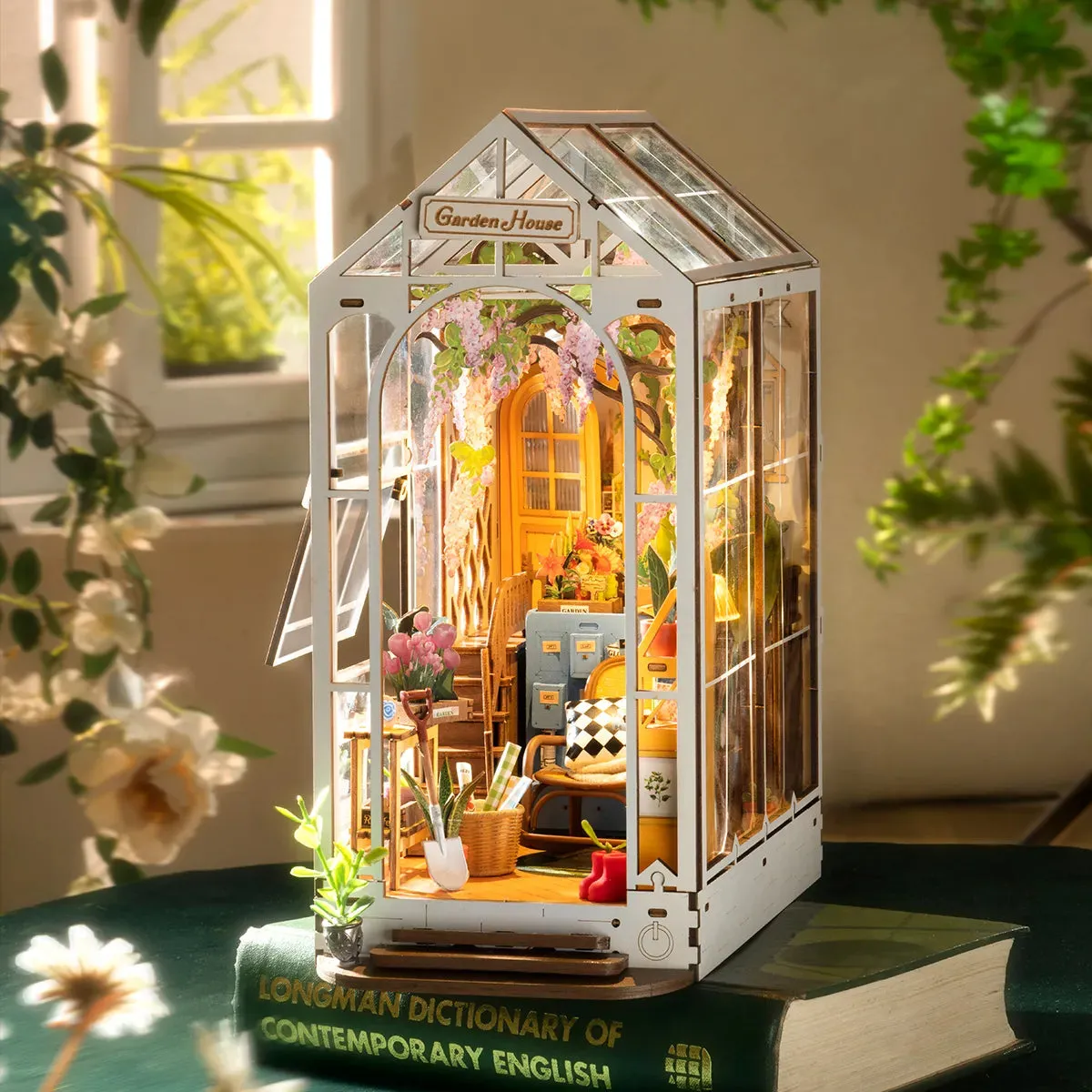 3D Booknook & Wonderland Bookends Kit - Holiday Garden House Book Nook