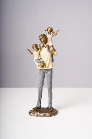 4" Father w/ children's - Family Collection