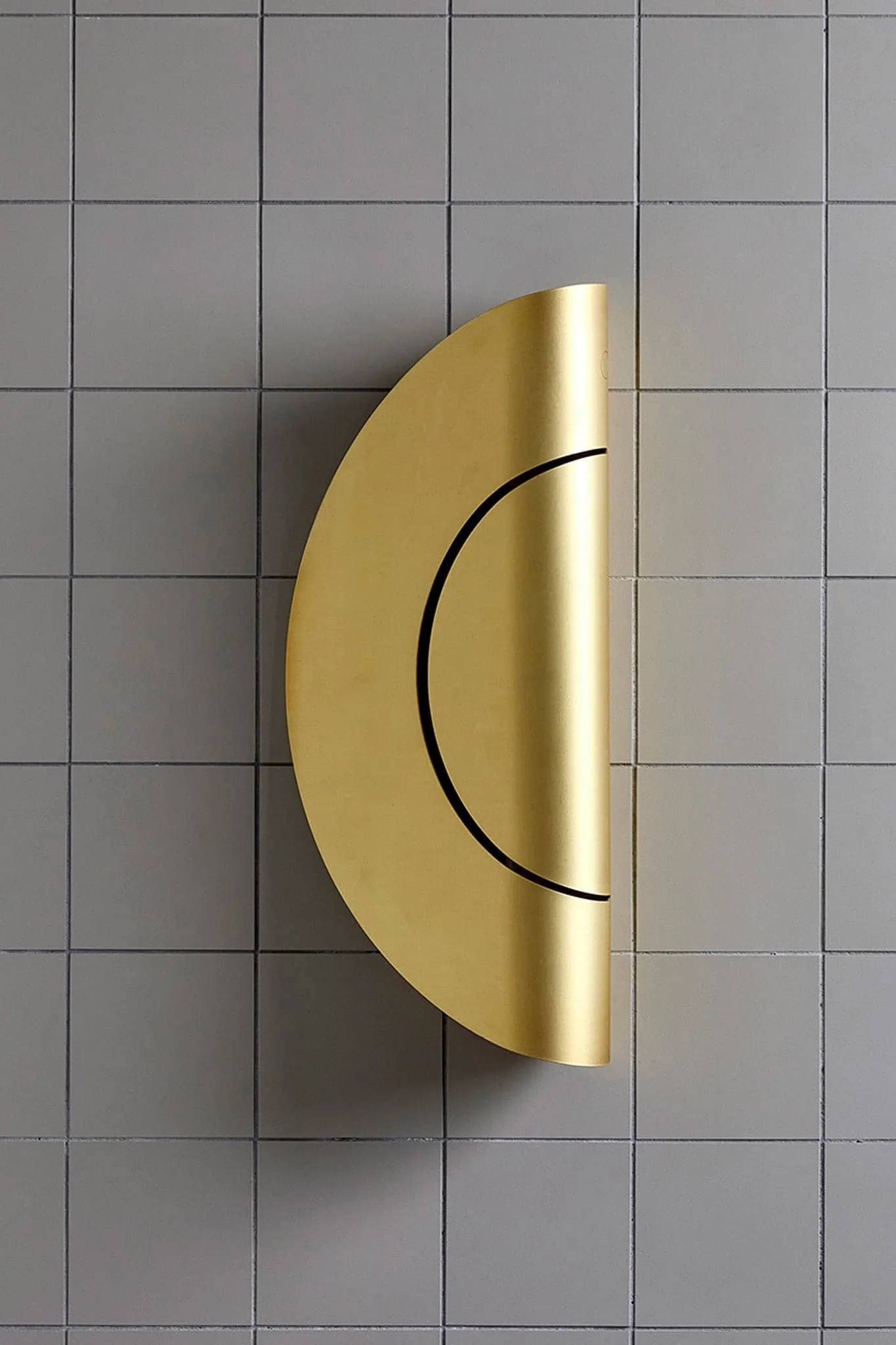 Furl Circle Wall Light