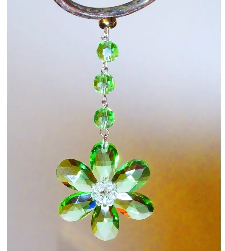 GREEN CRYSTAL DAISY MAGNETIC ORNAMENT (Box of 3) - Magnetic Chandelier Accessory TrimKit®