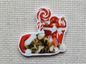 Playful Christmas Kitten Needle Minder, Cover Minder, Magnet