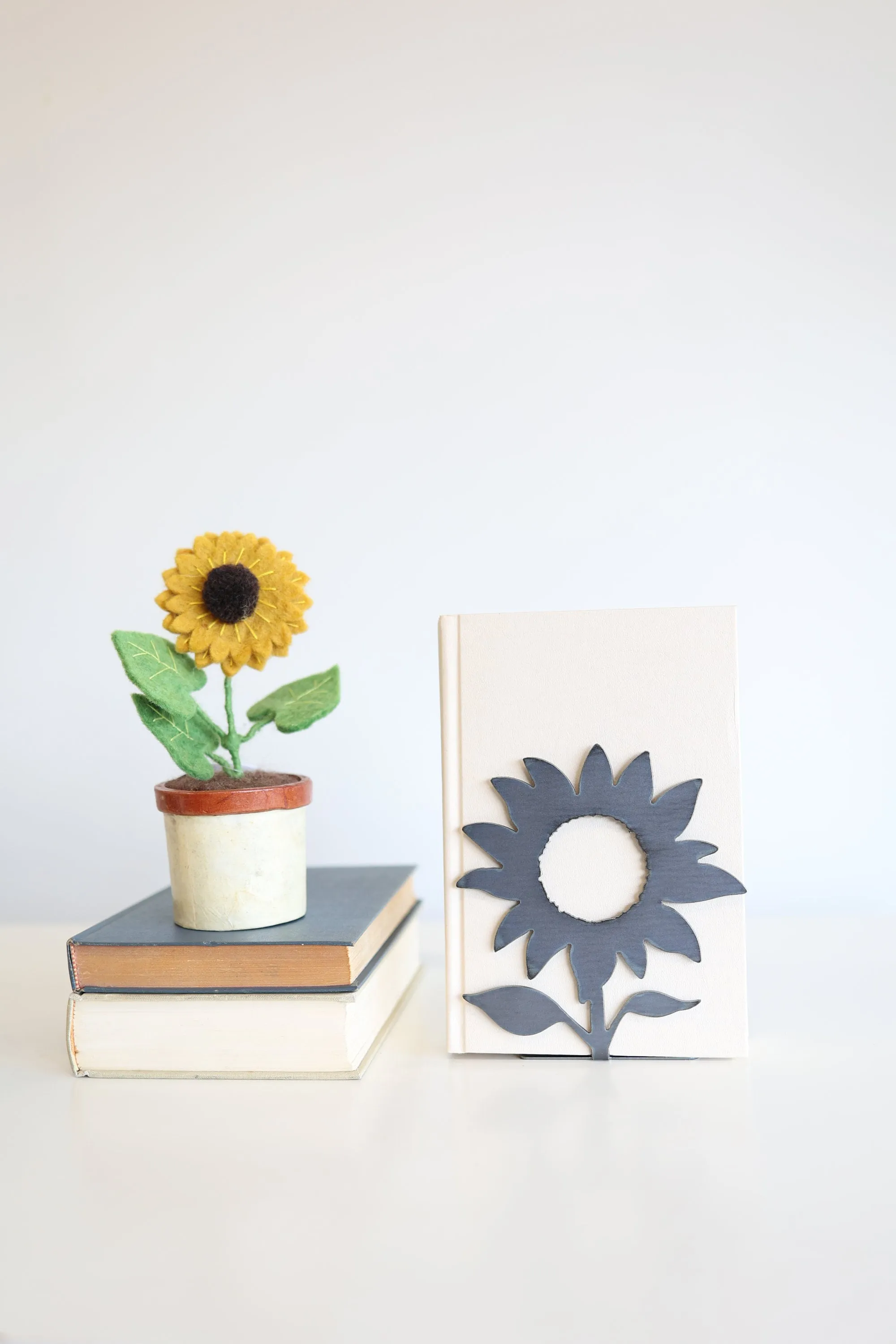 Sunflower Bookend