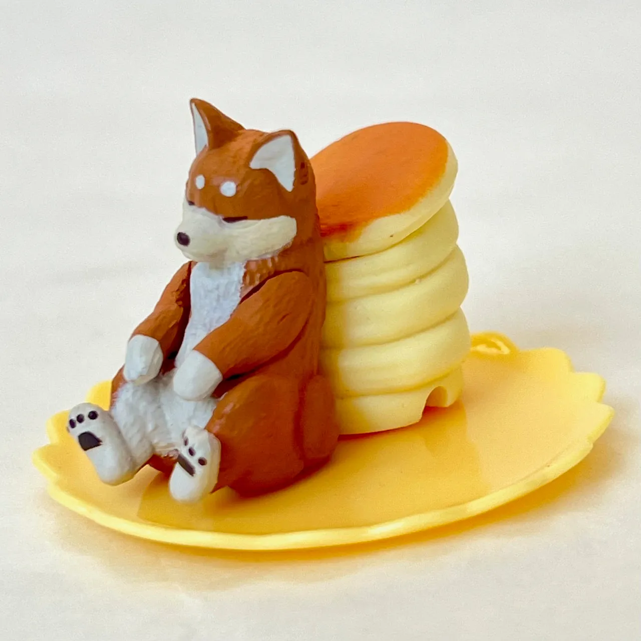 X 70312 Sleepy Cafe Dogs Figurines Capsule-DISCONTINUED