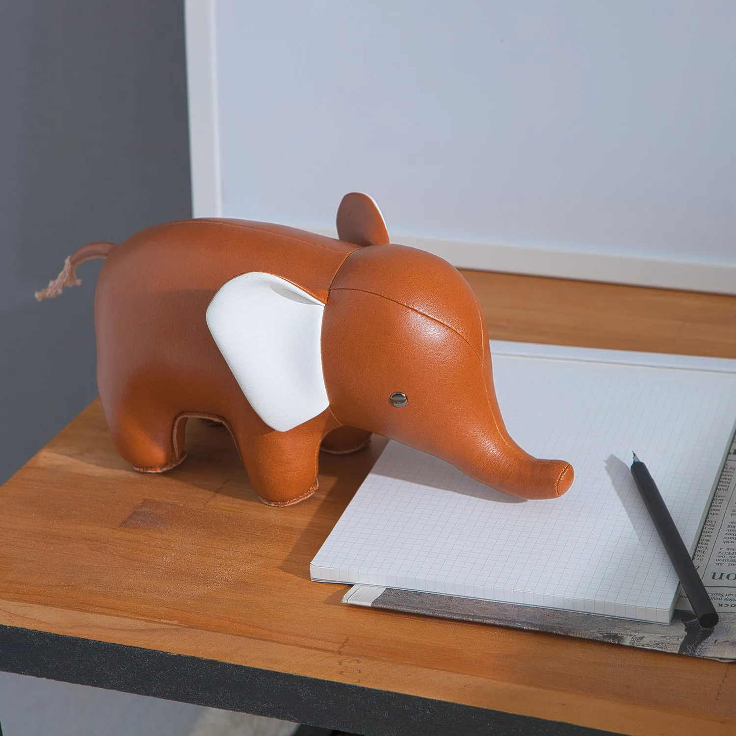 zuny | classic bookend | elephant tan