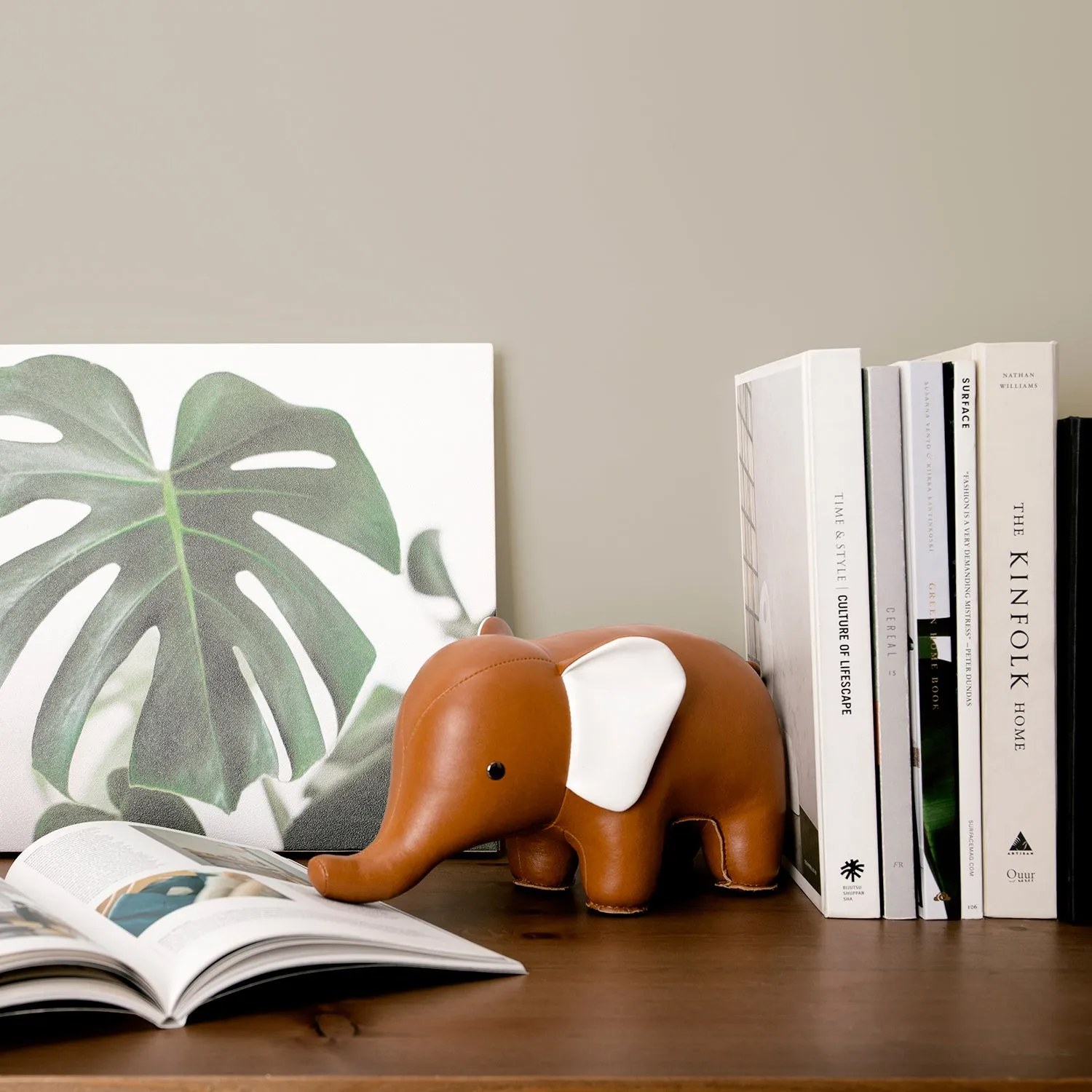 zuny | classic bookend | elephant tan